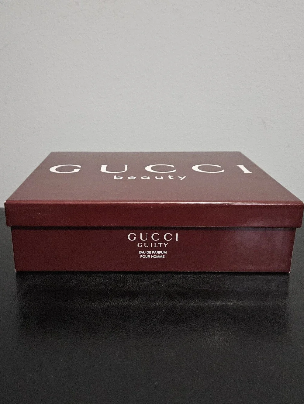 NWOT: Gucci Beauty Box in Burgundy and White